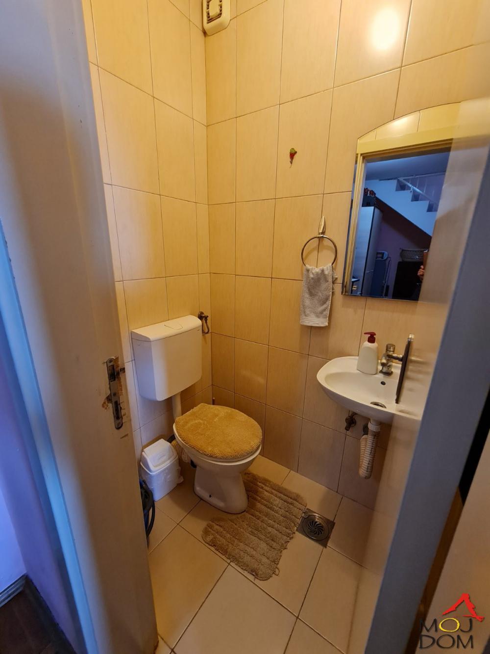 Slika 9 - Stan,PETROVARADIN,CENTAR,kv: 68, € 154500, ID: 1026117