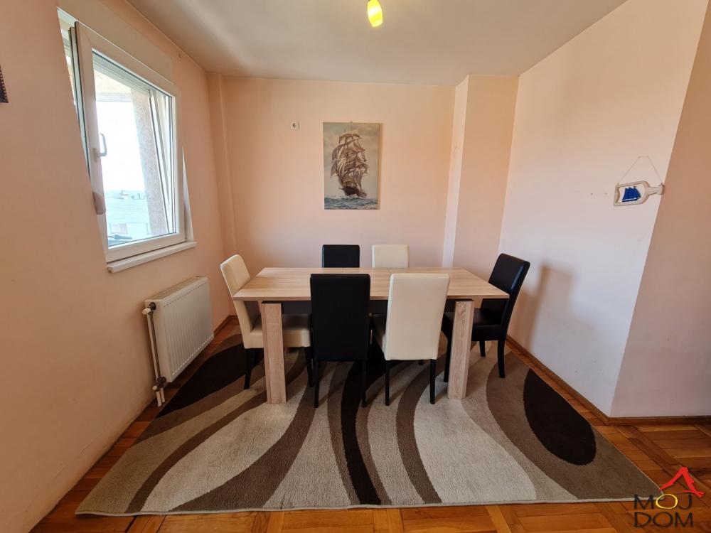 Slika 2 - Stan,PETROVARADIN,CENTAR,kv: 68, € 154500, ID: 1026117