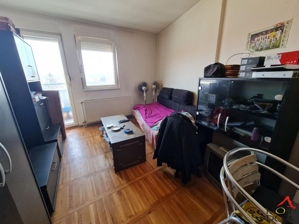 Slika 4 - Stan,PETROVARADIN,CENTAR,kv: 65, € 144200, ID: 1026118