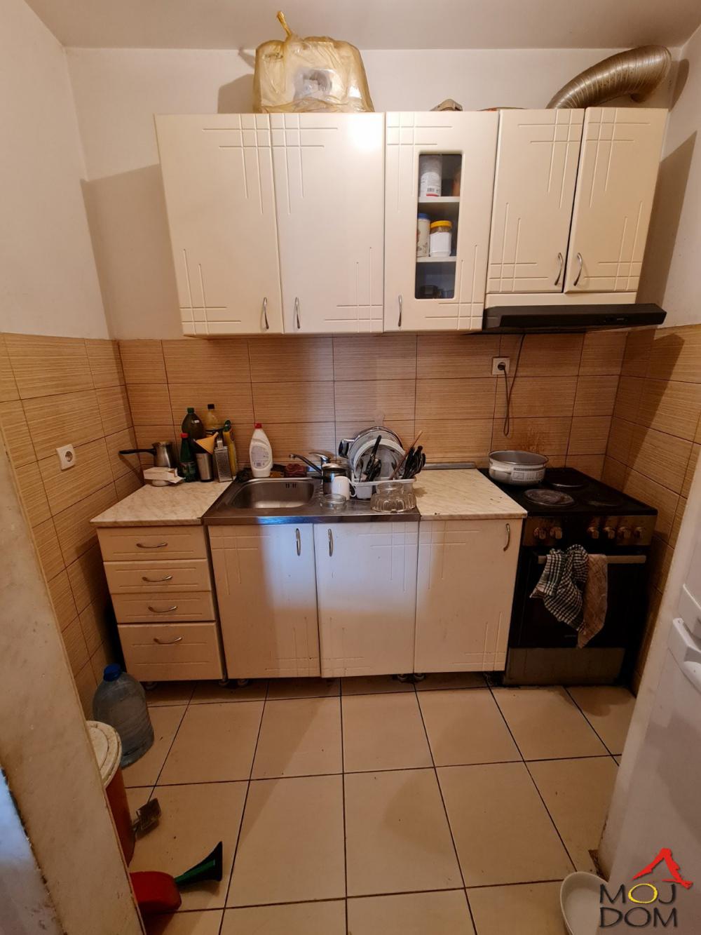 Slika 3 - Stan,PETROVARADIN,CENTAR,kv: 65, € 144200, ID: 1026118