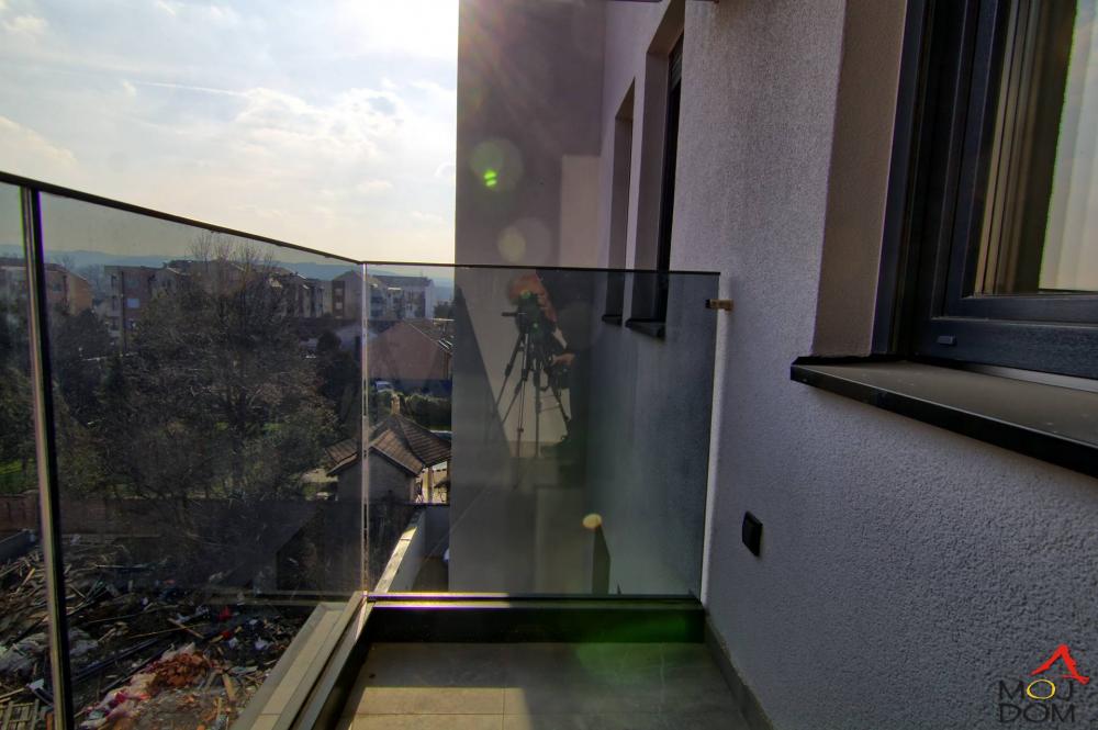 Slika 4 - Stan,NOVI SAD,TELEP,kv: 32, € 86500, ID: 1029971