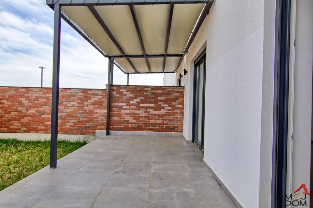 Glavna slika -Stan,PETROVARADIN,MIŠELUK,kv: 154, € 380070, ID: 1030131