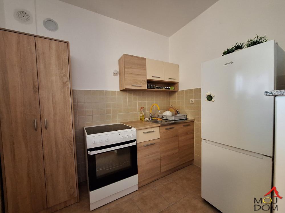 Slika 3 - Stan,NOVI SAD,TELEP,kv: 48, € 119500, ID: 1028669