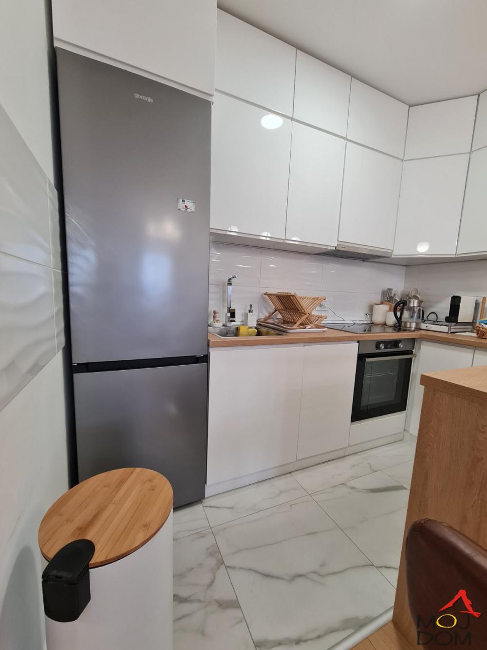 Slika 6 - Stan,NOVI SAD,CENTAR,kv: 58, € 203500, ID: 1028672