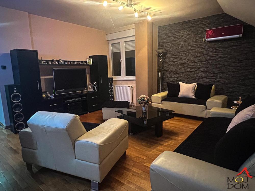 Glavna slika -Stan,NOVI SAD,SOMBORSKI BULEVAR,kv: 139, € 285000, ID: 1029314