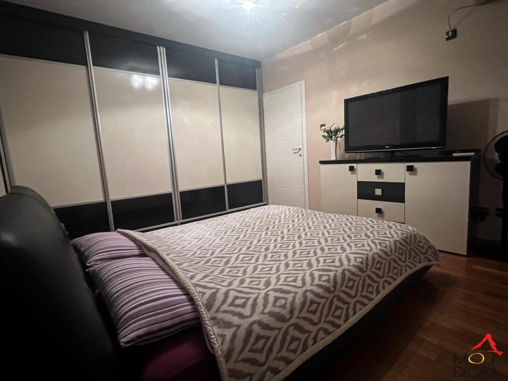 Slika 5 - Stan,NOVI SAD,SOMBORSKI BULEVAR,kv: 139, € 285000, ID: 1029314