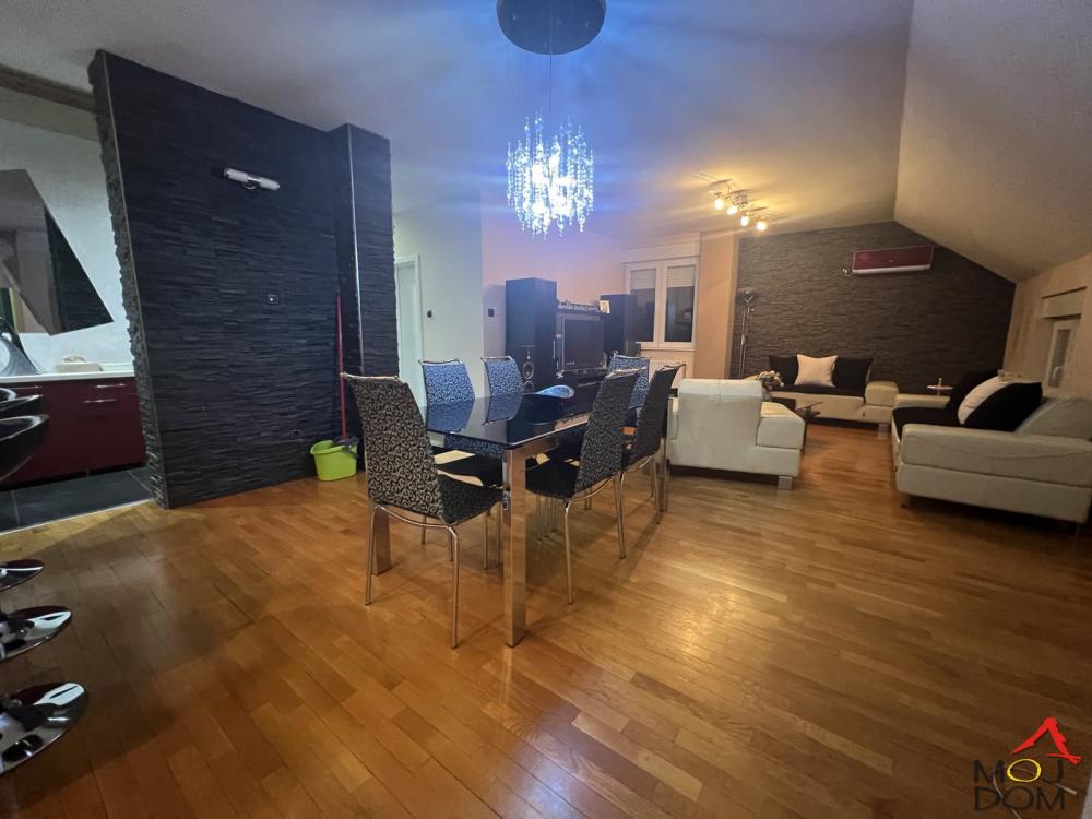 Slika 2 - Stan,NOVI SAD,SOMBORSKI BULEVAR,kv: 139, € 285000, ID: 1029314