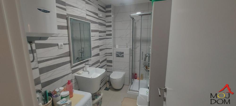 Slika 8 - Stan,NOVI SAD,ADICE,kv: 32, € 70000, ID: 1028656