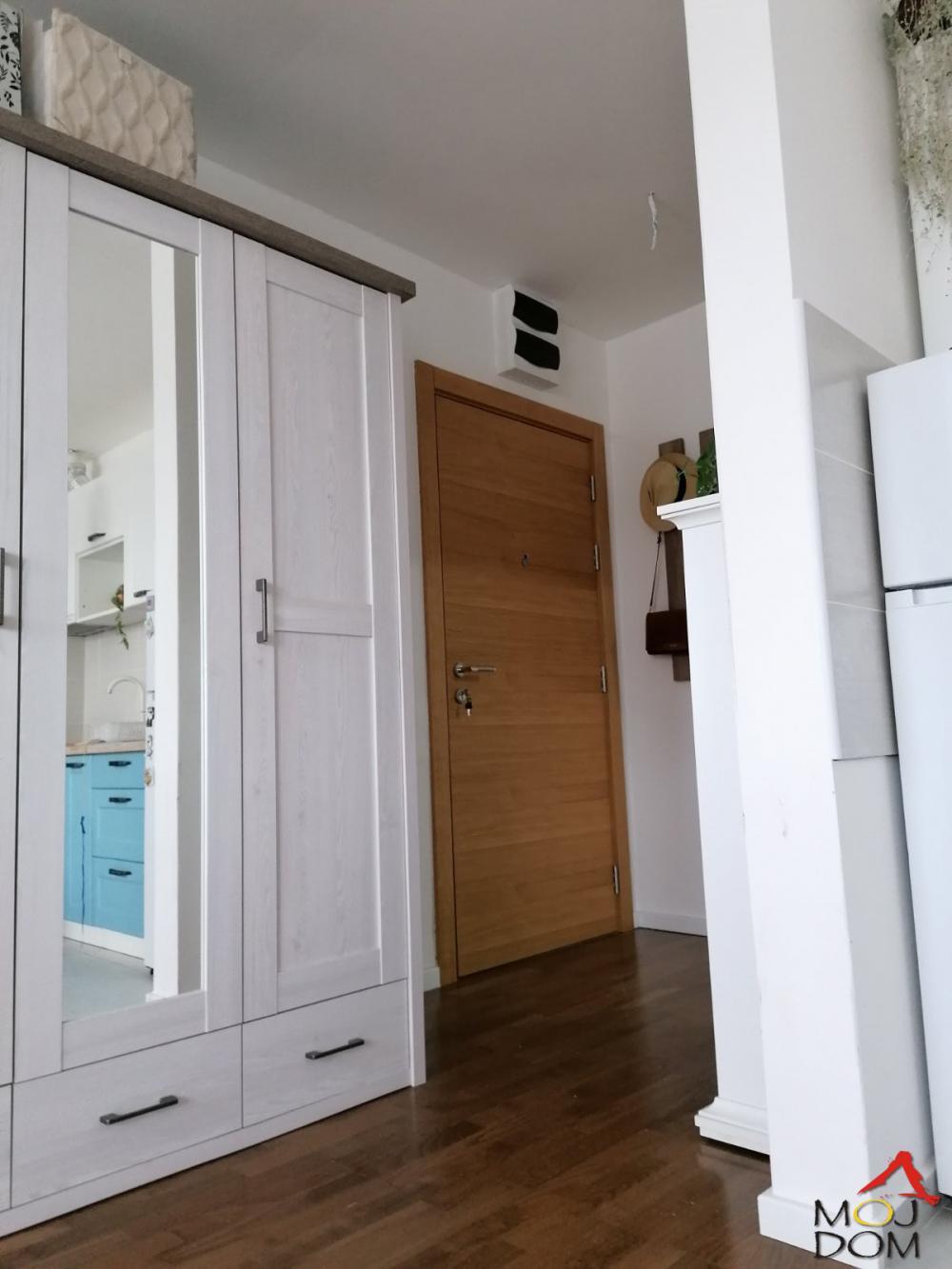 Slika 7 - Stan,NOVI SAD,ADICE,kv: 32, € 70000, ID: 1028656