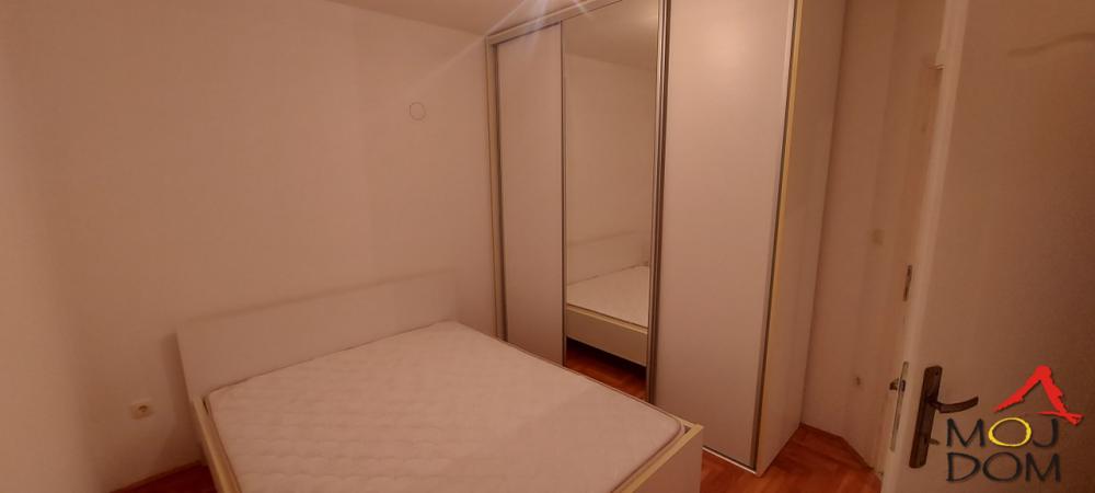 Slika 3 - Stan,NOVI SAD,TELEP,kv: 50, € 105000, ID: 1029025