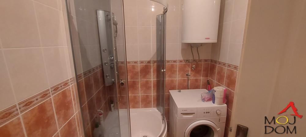 Slika 8 - Stan,NOVI SAD,TELEP,kv: 50, € 105000, ID: 1029025