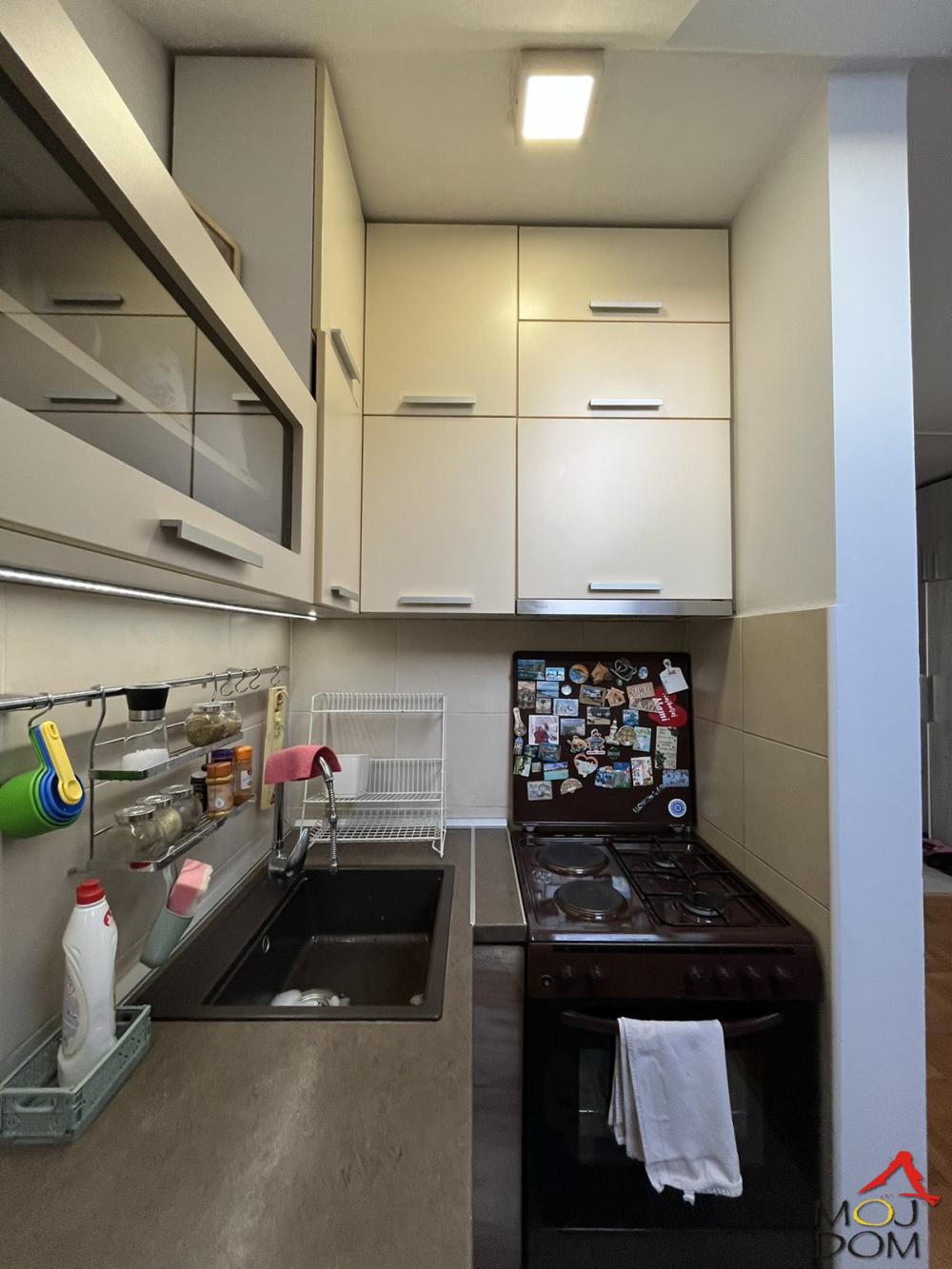 Slika 5 - Stan,NOVI SAD,SOMBORSKI BULEVAR,kv: 77, € 179200, ID: 1029148