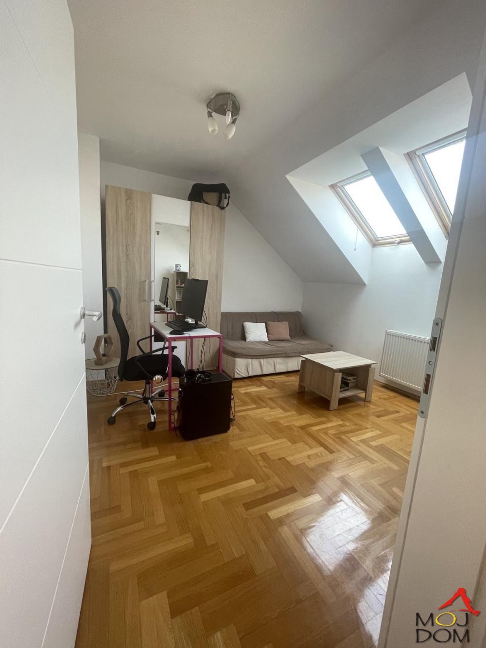Slika 7 - Stan,NOVI SAD,SOMBORSKI BULEVAR,kv: 77, € 179200, ID: 1029148