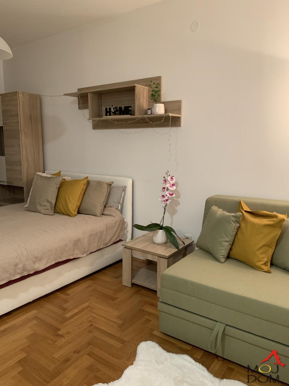 Slika 3 - Stan,NOVI SAD,TELEP,kv: 32, € 87500, ID: 1029731