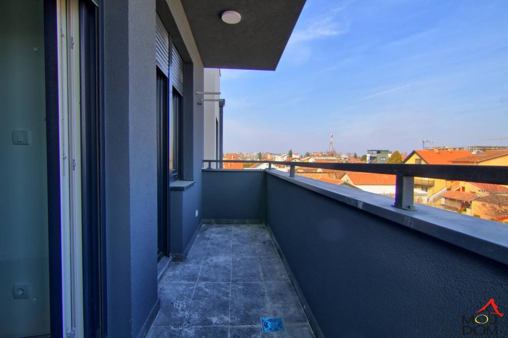 Slika 4 - Stan,NOVI SAD,SOMBORSKI BULEVAR,kv: 115, € 278100, ID: 1029925