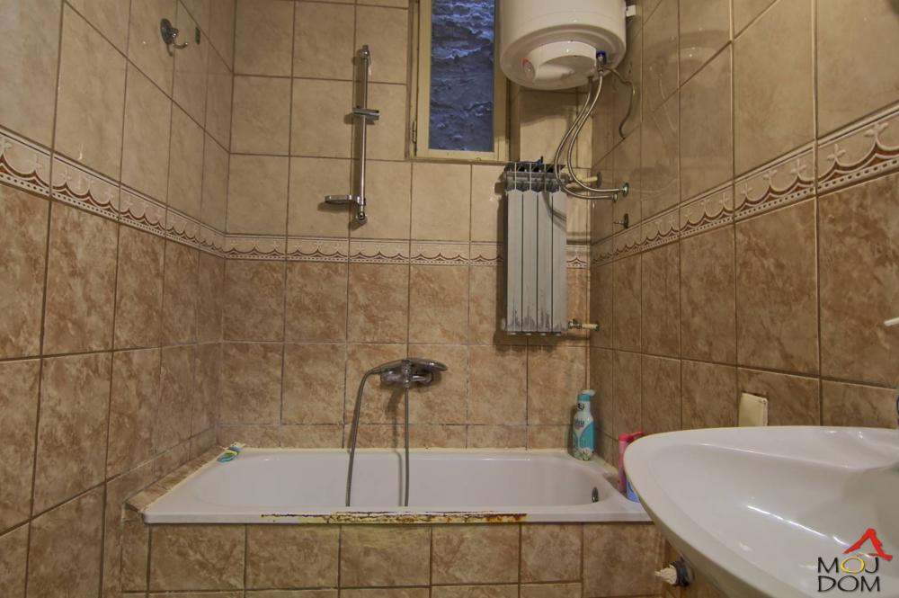 Slika 10 - Stan,NOVI SAD,KEJ,kv: 152, € 563500, ID: 1029958