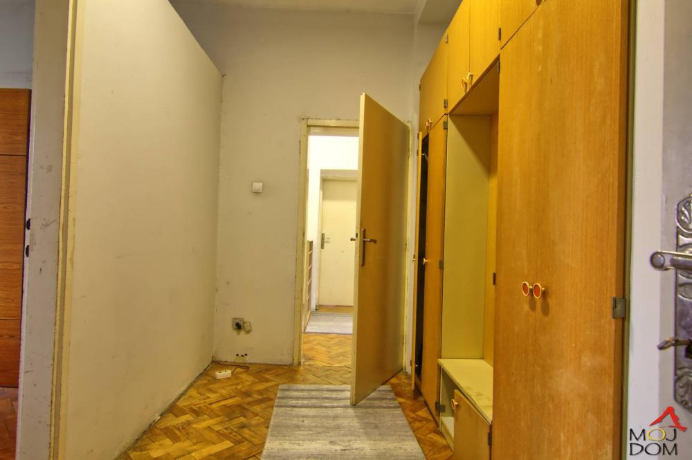 Slika 9 - Stan,NOVI SAD,KEJ,kv: 152, € 563500, ID: 1029958