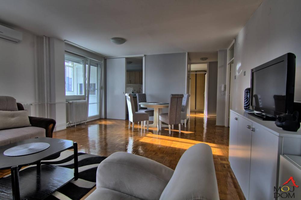 Slika 1 - Stan,NOVI SAD,LIMAN 3,kv: 65, € 163800, ID: 1029553