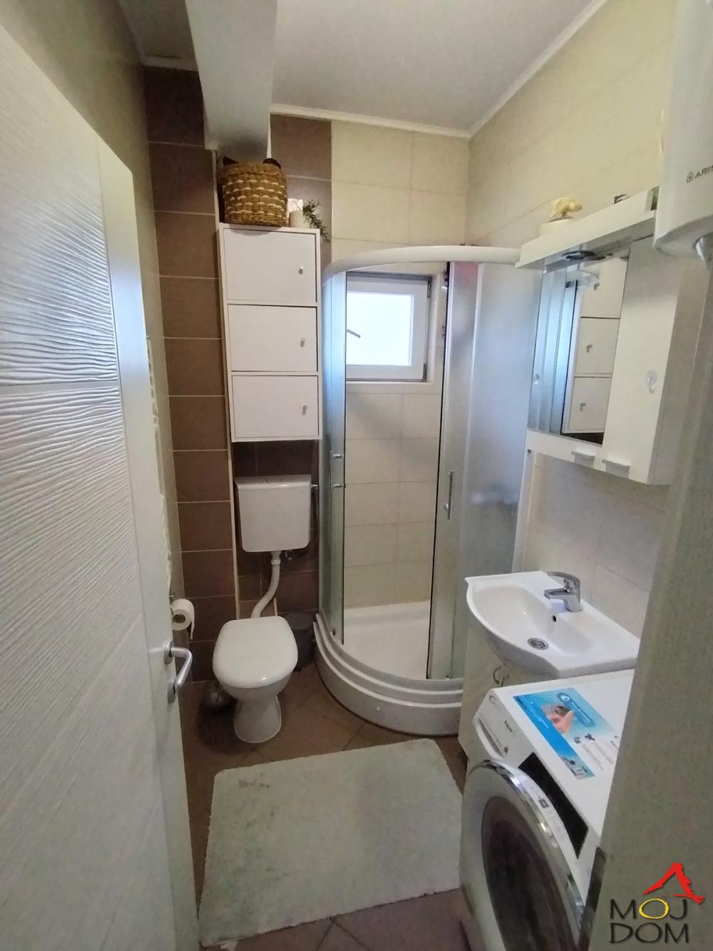 Slika 5 - Stan,NOVI SAD,SALAJKA,kv: 45, € 123600, ID: 1029949