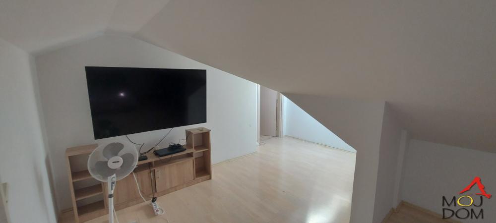 Slika 10 - Stan,NOVI SAD,KLISA,kv: 94, € 128500, ID: 1028817