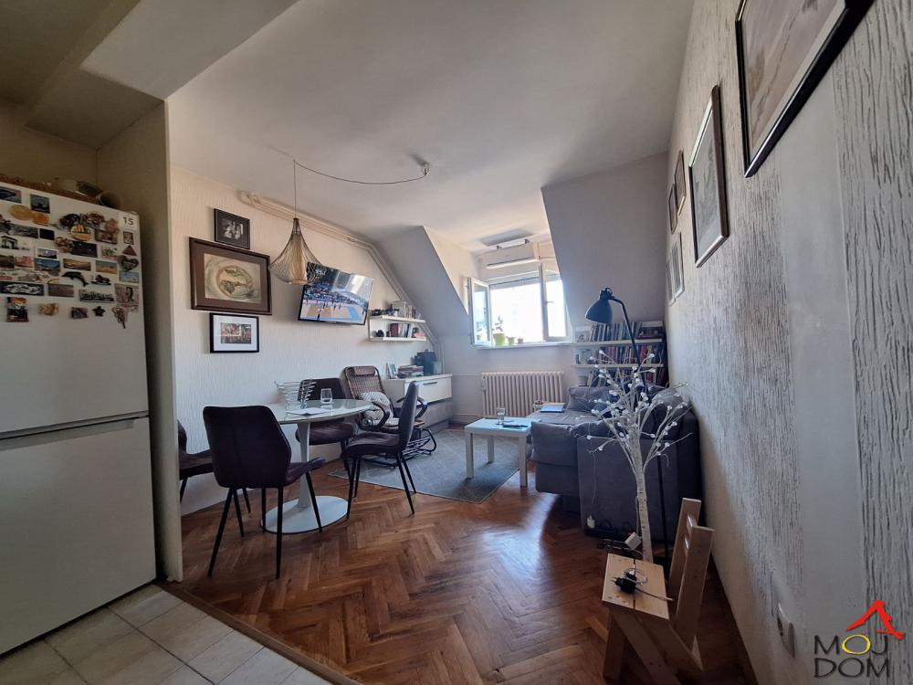 Slika 4 - Stan,NOVI SAD,BULEVAR,kv: 57, € 142200, ID: 1028715