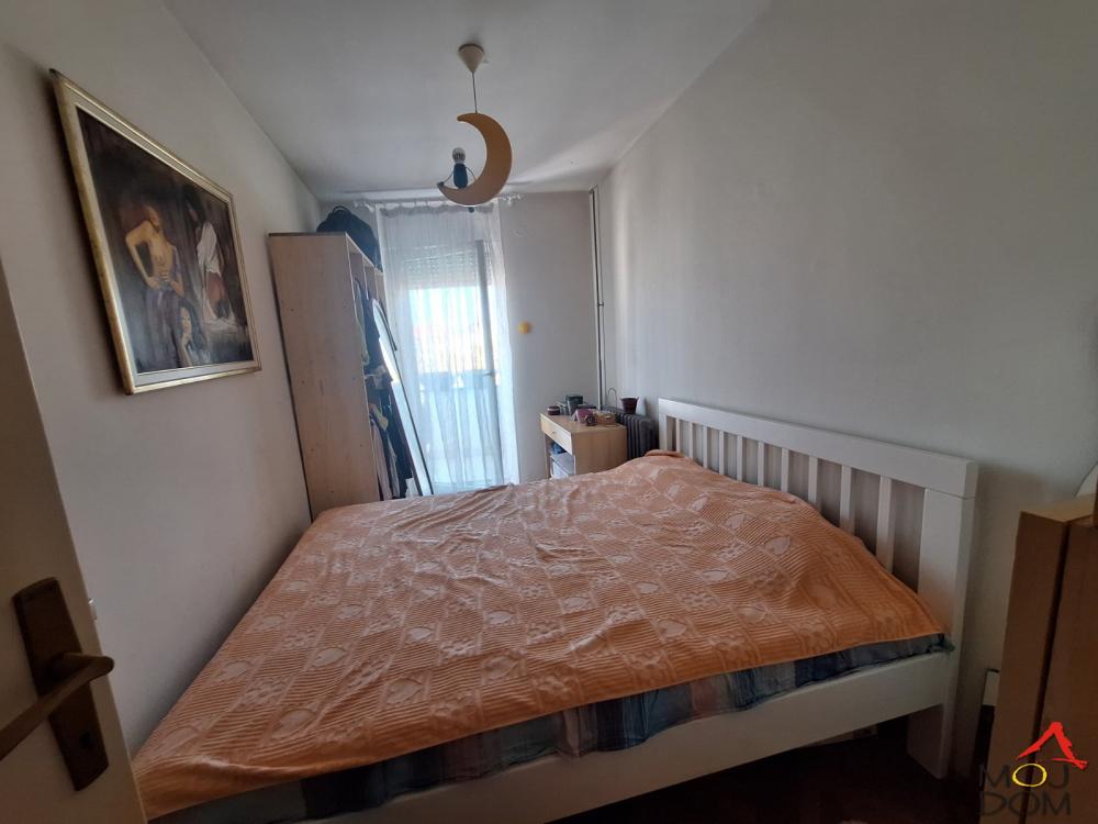 Slika 8 - Stan,NOVI SAD,BULEVAR,kv: 57, € 142200, ID: 1028715