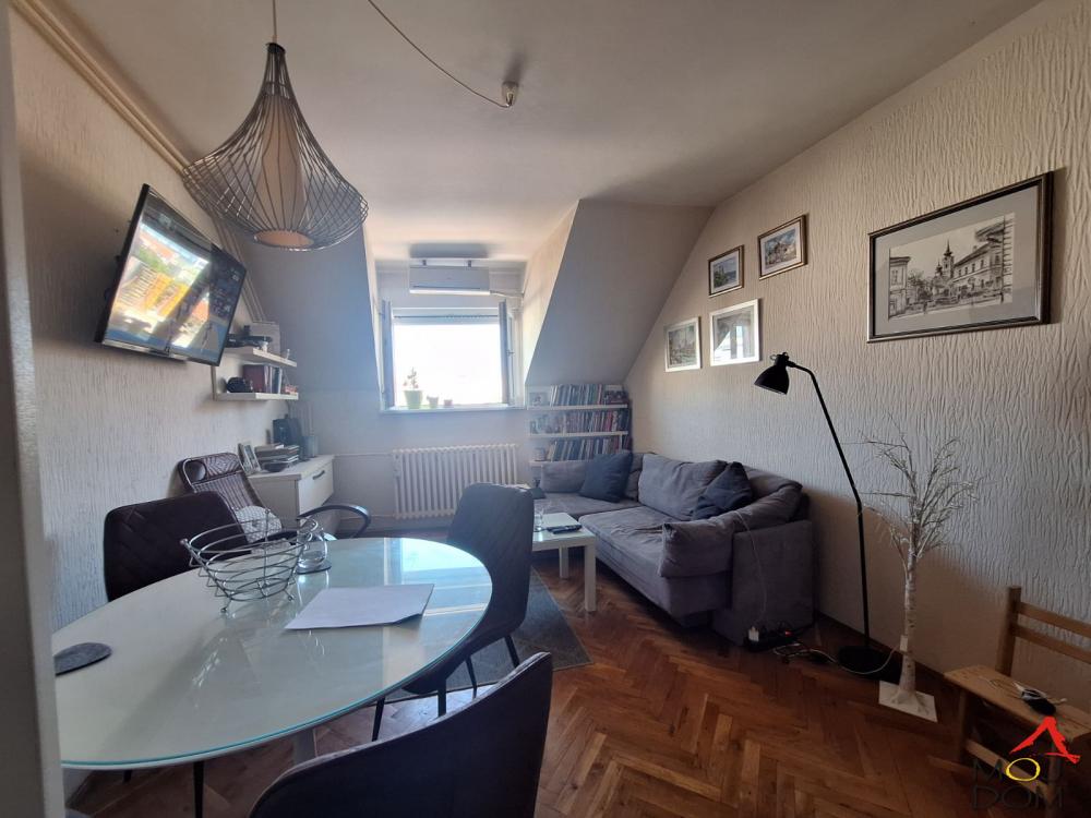 Slika 3 - Stan,NOVI SAD,BULEVAR,kv: 57, € 142200, ID: 1028715