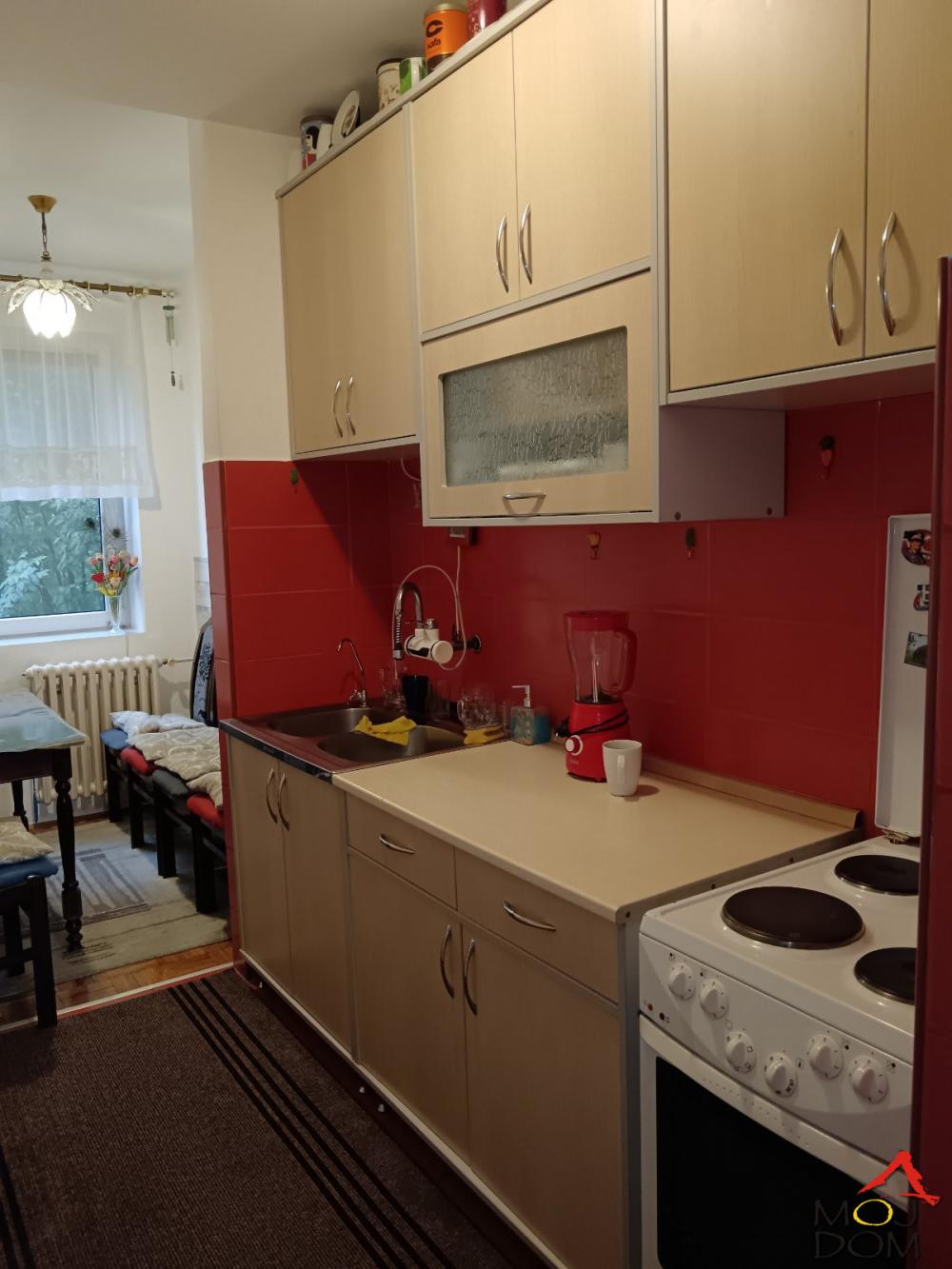 Slika 9 - Stan,NOVI SAD,PODBARA,kv: 48, € 123600, ID: 1028467