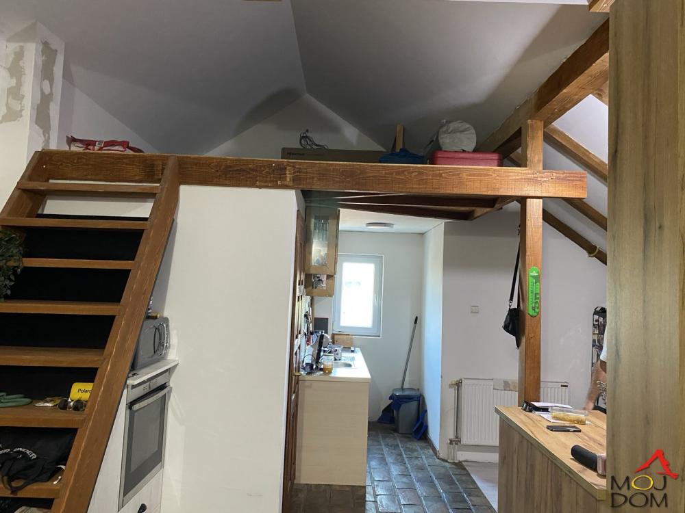 Slika 3 - Stan,NOVI SAD,TELEP,kv: 64, € 99000, ID: 1029021