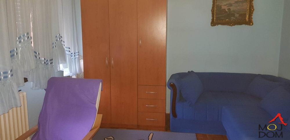 Slika 6 - Stan,PETROVARADIN,BLOK 8,kv: 89, € 156000, ID: 1026473