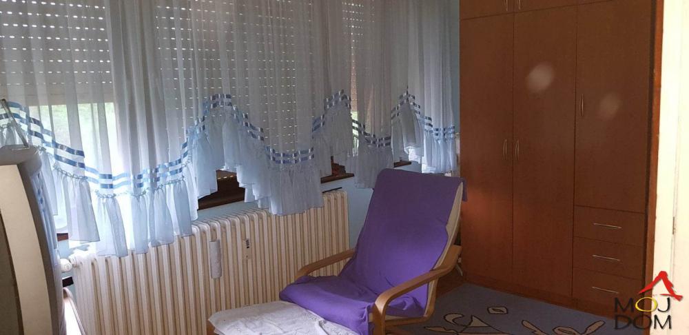 Slika 7 - Stan,PETROVARADIN,BLOK 8,kv: 89, € 156000, ID: 1026473