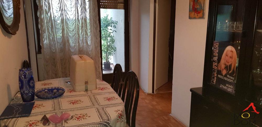 Slika 2 - Stan,PETROVARADIN,BLOK 8,kv: 89, € 156000, ID: 1026473