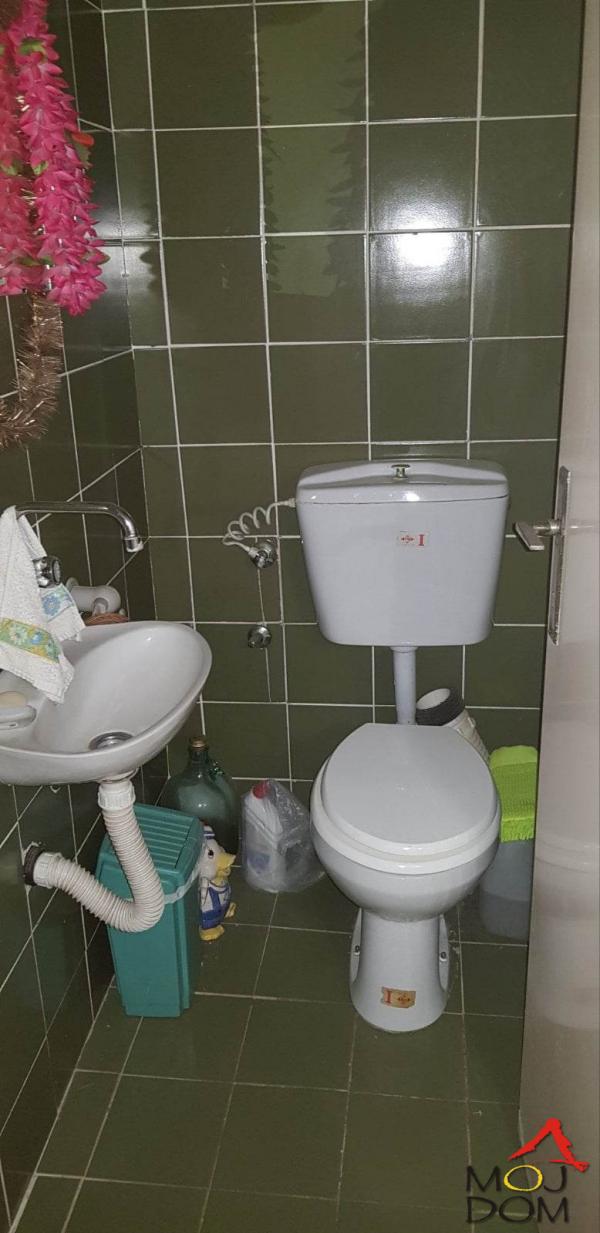 Slika 10 - Stan,PETROVARADIN,BLOK 8,kv: 89, € 156000, ID: 1026473