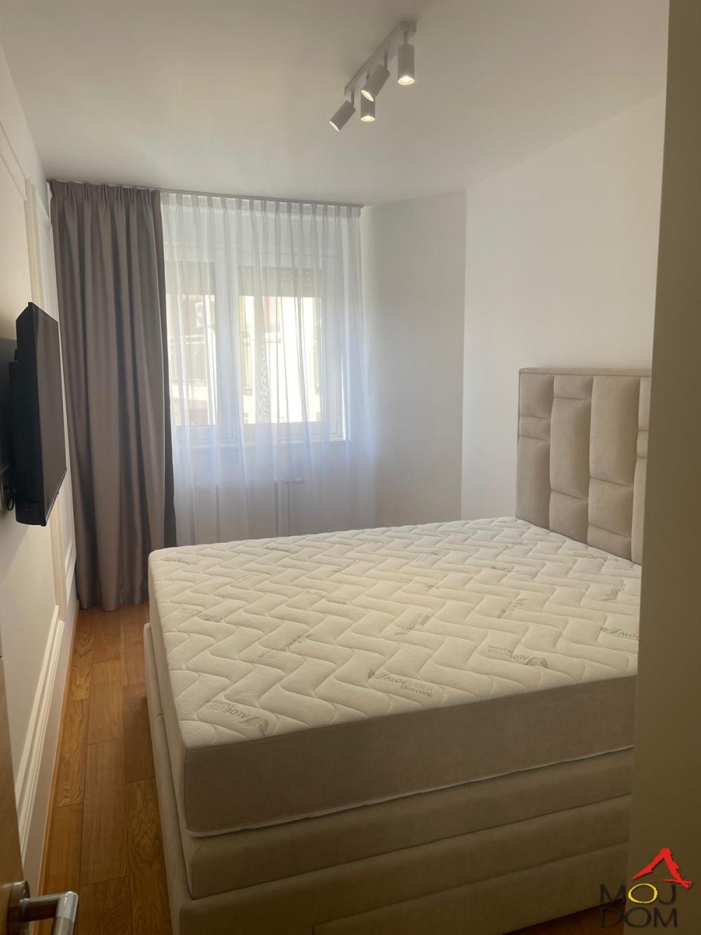 Slika 4 - Stan,NOVI SAD,GRBAVICA,kv: 51, € 200850, ID: 1029374
