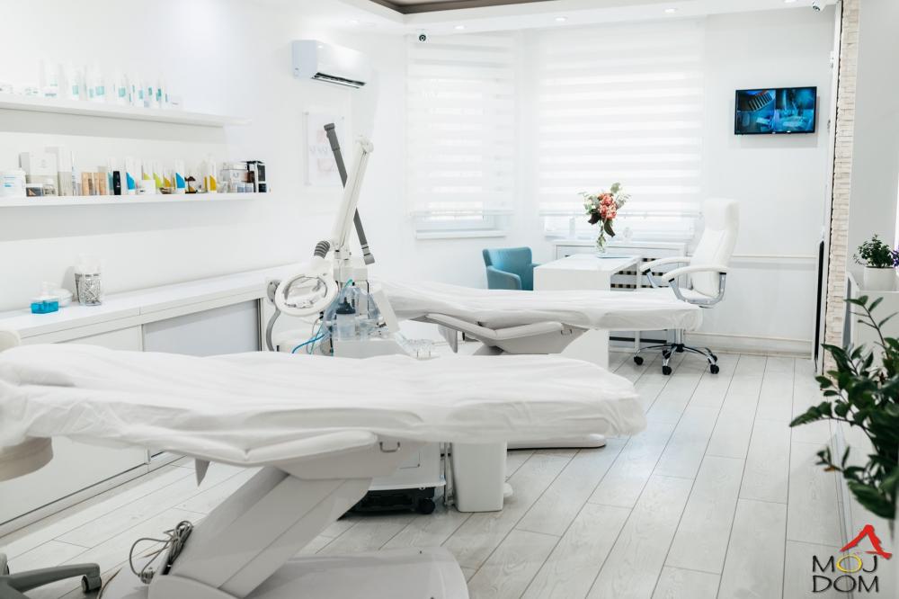 Slika 10 - Stan,NOVI SAD,CENTAR,kv: 65, € 174070, ID: 1029354