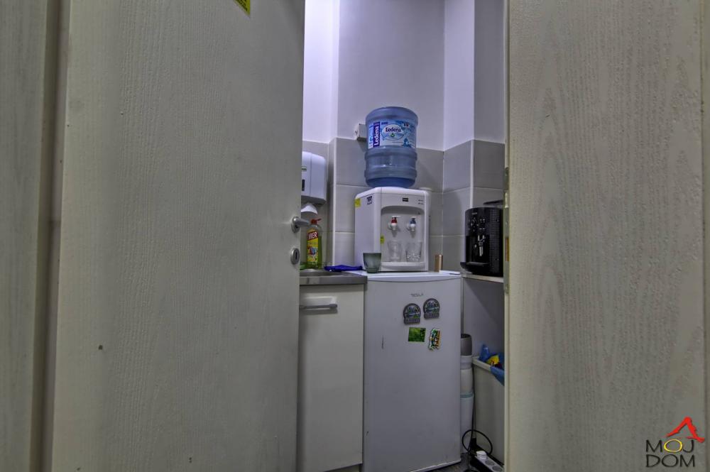 Slika 3 - Stan,NOVI SAD,CENTAR,kv: 65, € 174070, ID: 1029354