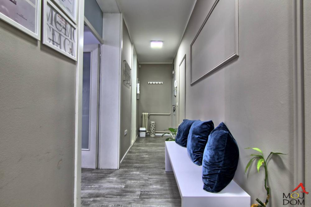 Slika 4 - Stan,NOVI SAD,CENTAR,kv: 65, € 174070, ID: 1029354