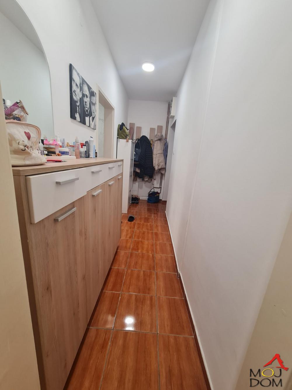 Slika 8 - Stan,NOVI SAD,NOVA DETELINARA,kv: 66, € 142800, ID: 1028654