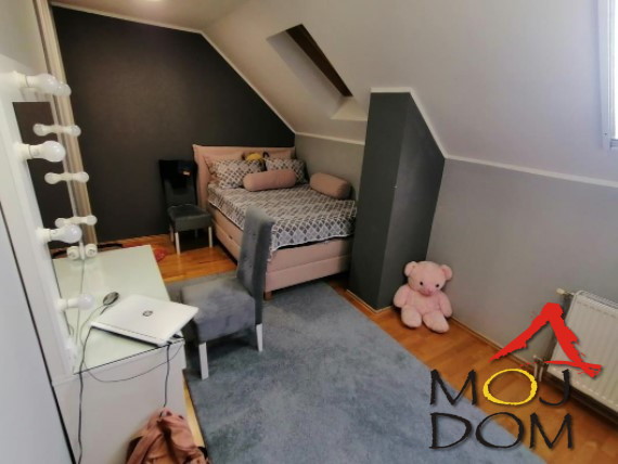 Slika 7 - Stan,NOVI SAD,CENTAR,kv: 76, € 185400, ID: 1029394