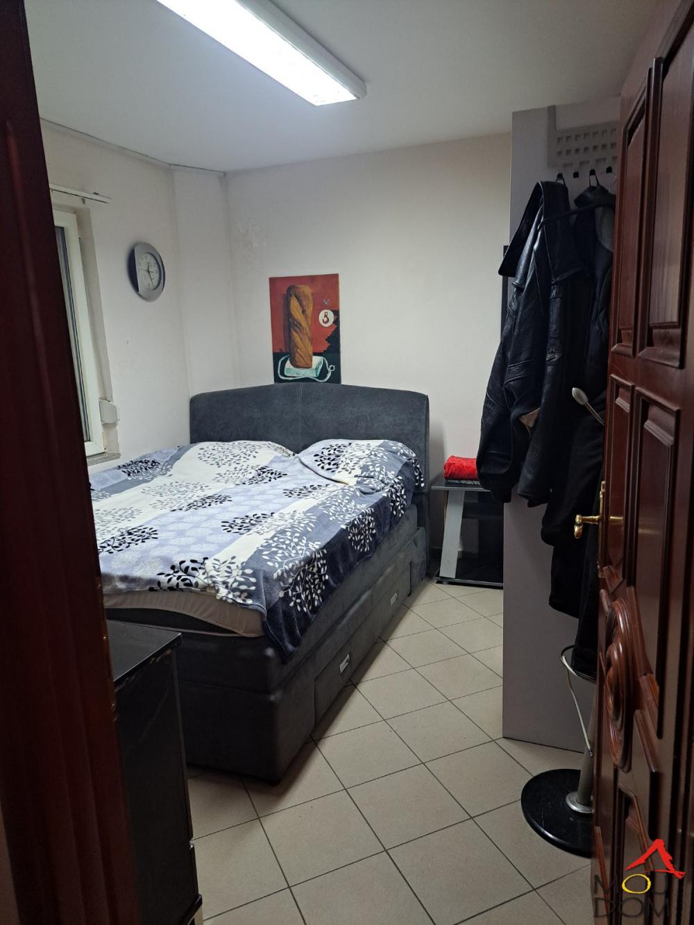 Slika 7 - Stan,NOVI SAD,TELEP,kv: 70, € 129800, ID: 1029560