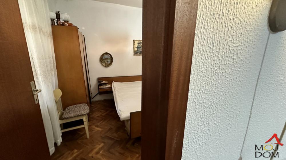 Slika 3 - Stan,NOVI SAD,CENTAR,kv: 122, € 185400, ID: 1029352