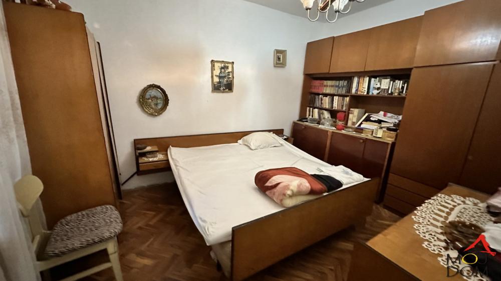 Slika 4 - Stan,NOVI SAD,CENTAR,kv: 122, € 185400, ID: 1029352