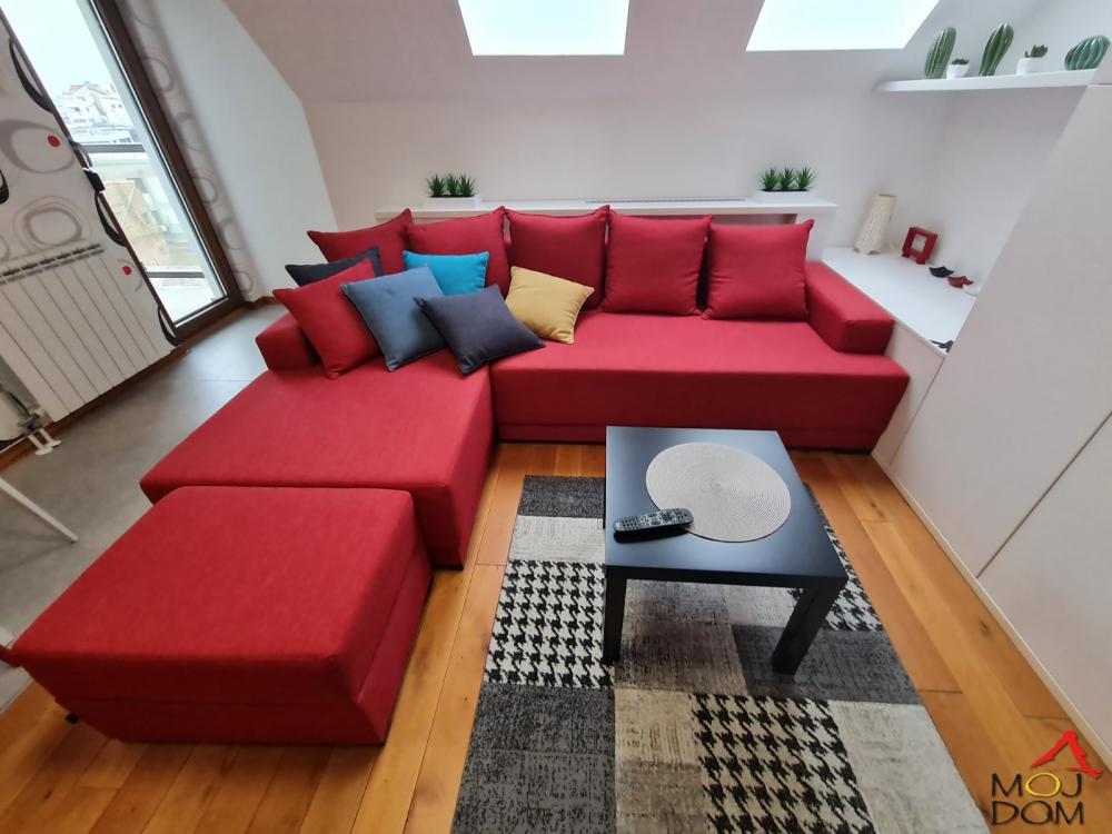 Slika 2 - Stan,NOVI SAD,CENTAR,kv: 44, € 174070, ID: 1029268