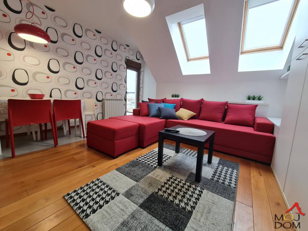 Slika 1 - Stan,NOVI SAD,CENTAR,kv: 44, € 174070, ID: 1029268