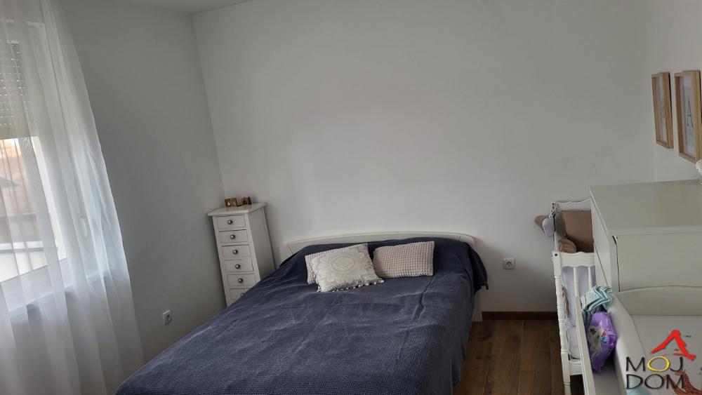 Slika 6 - Stan,NOVI SAD,ADICE,kv: 118, € 200000, ID: 1029154