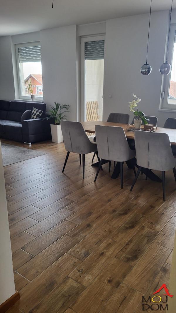 Slika 2 - Stan,NOVI SAD,ADICE,kv: 118, € 200000, ID: 1029154