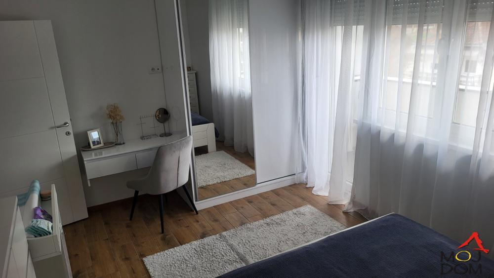 Slika 3 - Stan,NOVI SAD,ADICE,kv: 118, € 200000, ID: 1029154