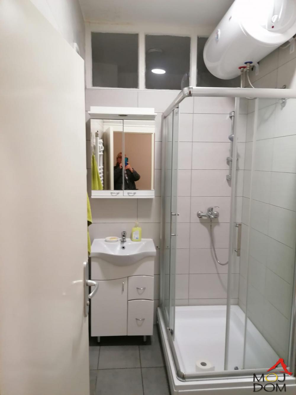 Slika 1 - Stan,NOVI SAD,CENTAR,kv: 74, € 195700, ID: 1028551