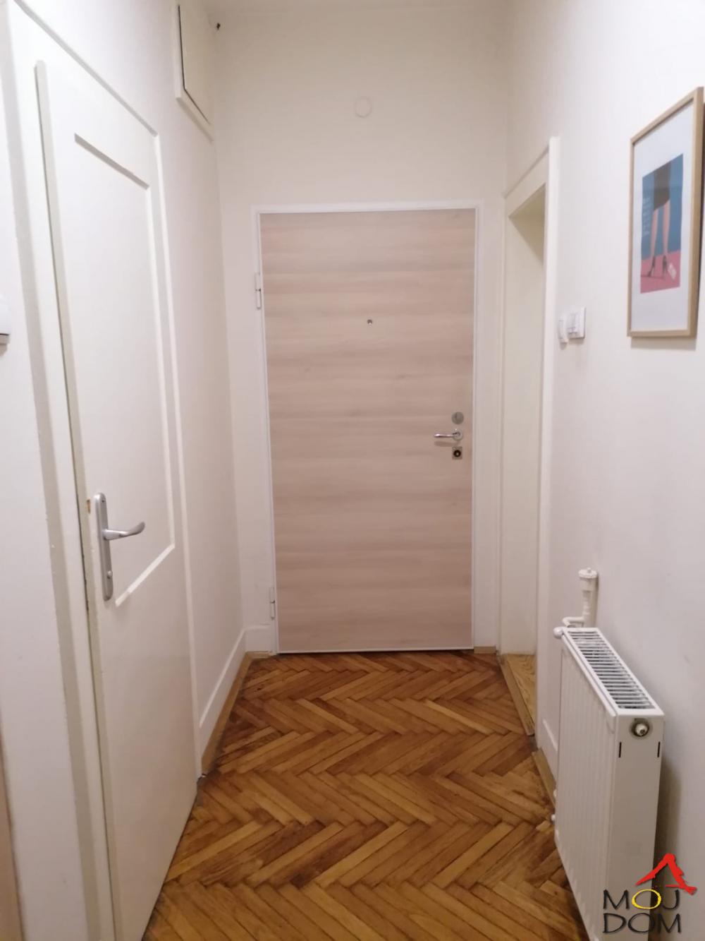 Slika 7 - Stan,NOVI SAD,CENTAR,kv: 74, € 195700, ID: 1028551