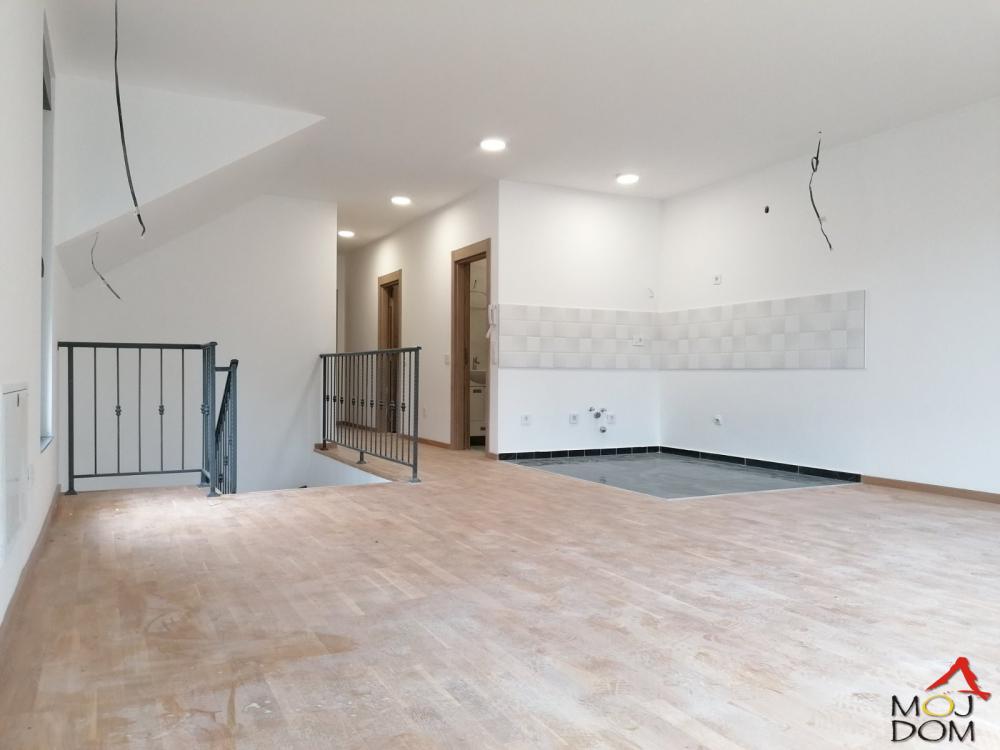 Slika 4 - Stan,PETROVARADIN,MIŠELUK,kv: 92, € 180550, ID: 1029059